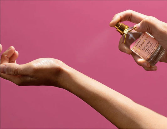 How To Apply Perfume: The 8 Golden Rules To Make Your Scent Last